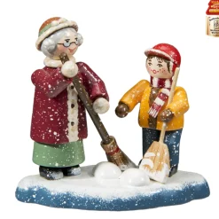 Gemeinsames Schneeraumen